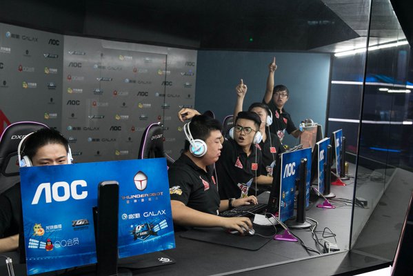 争的激烈性 争的激烈性