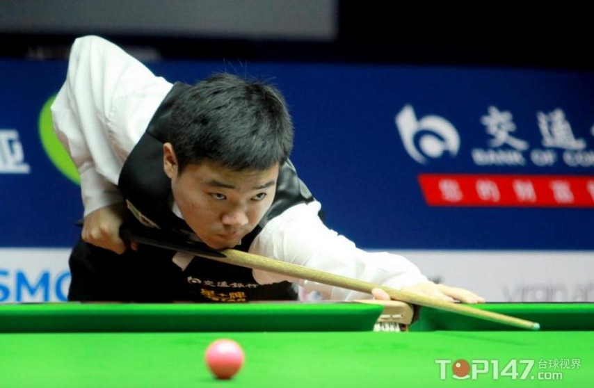 边路对抗 边路对抗